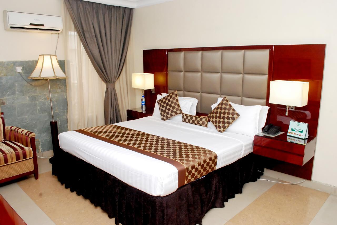 De Rembrandt Hotels And Suites Ikeja Exterior foto