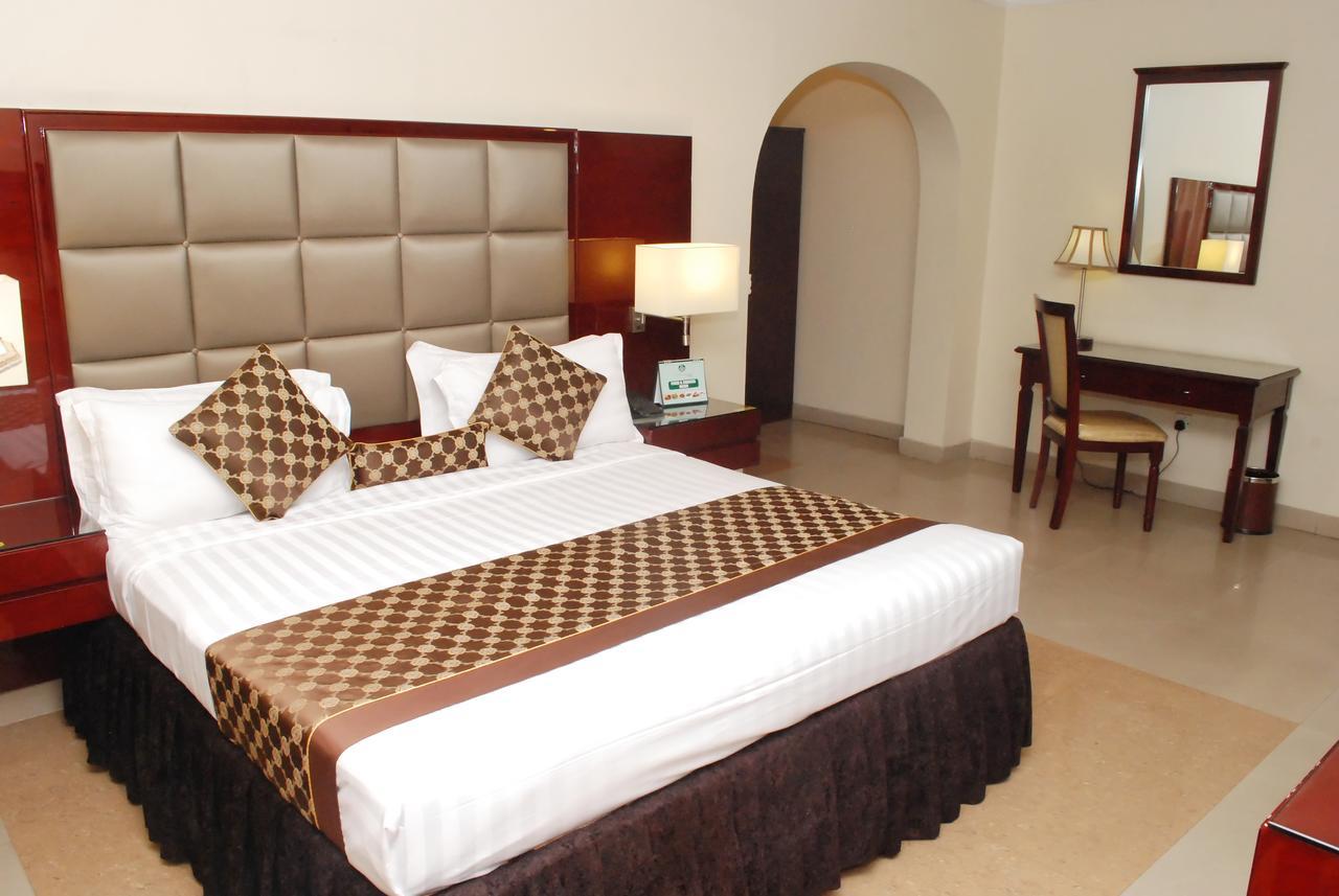 De Rembrandt Hotels And Suites Ikeja Exterior foto